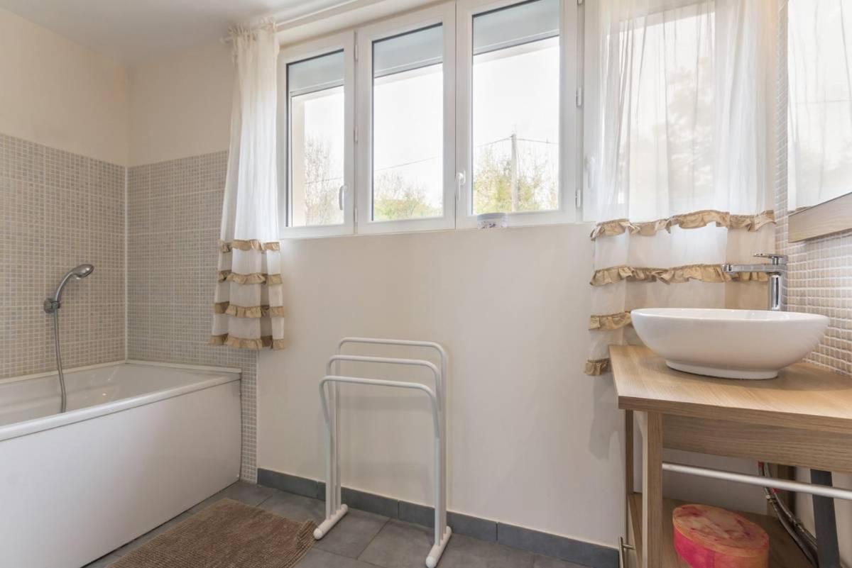 Appaloosa Villa Lormes Ngoại thất bức ảnh